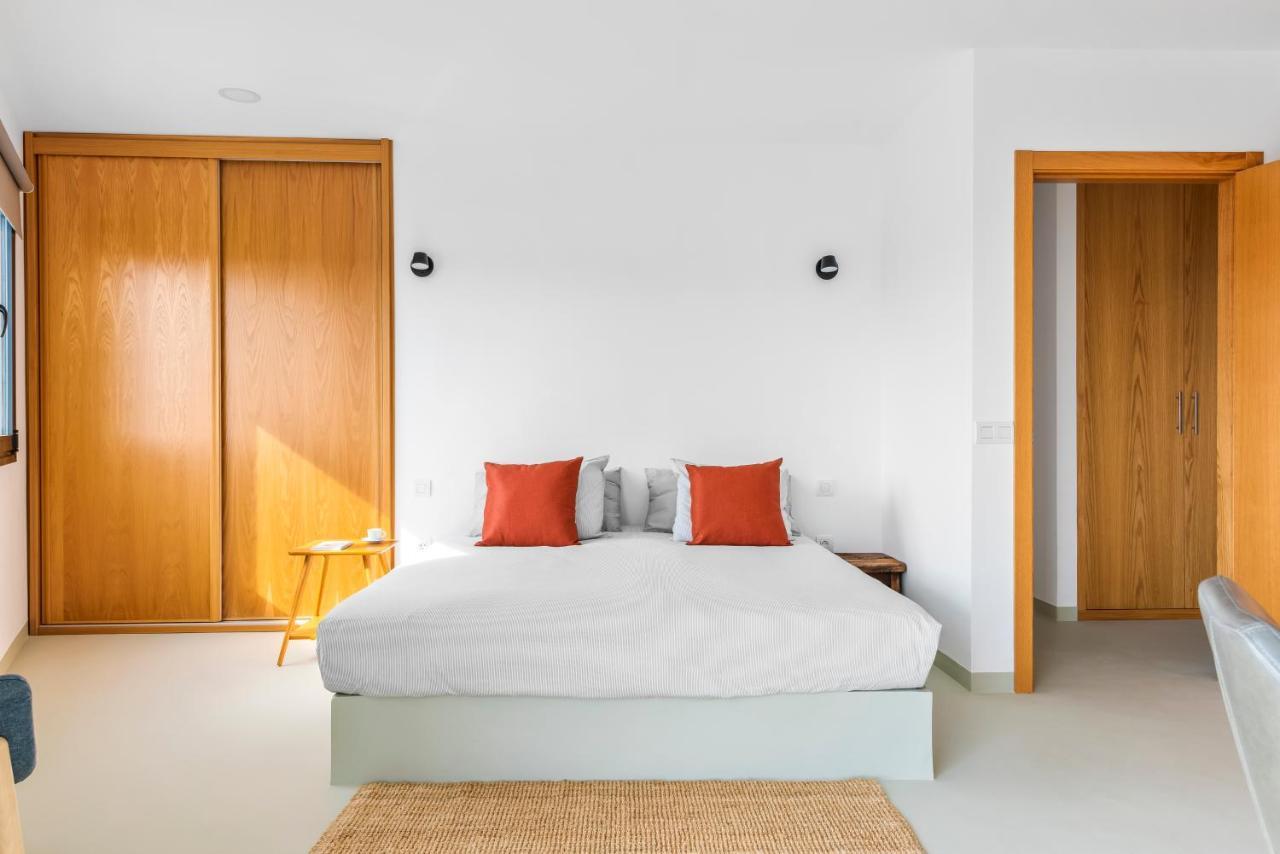 ポリス・デ・アボナ Modern Design House With Roof Terraceヴィラ エクステリア 写真